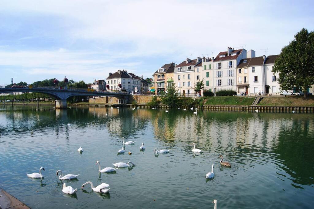 Coeur De Ville Avec Parking+Gare A Proximite De Disney Et Paris Lagny Esterno foto